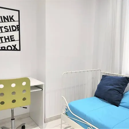 Reformado Y Centrico Piso Con Balcon. Office Appartement Santander